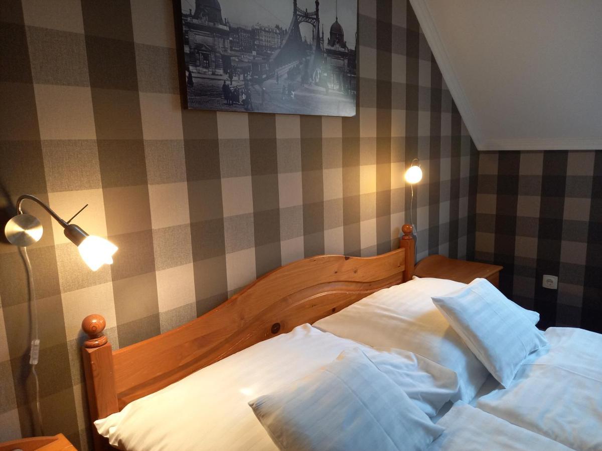 Bed and Breakfast Europa Panzio Eger Zewnętrze zdjęcie