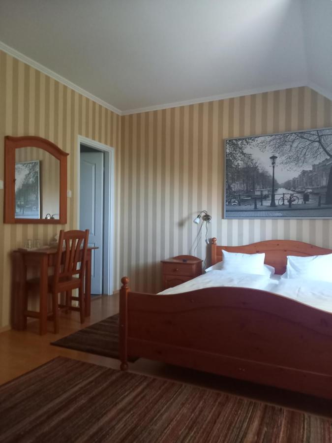 Bed and Breakfast Europa Panzio Eger Zewnętrze zdjęcie
